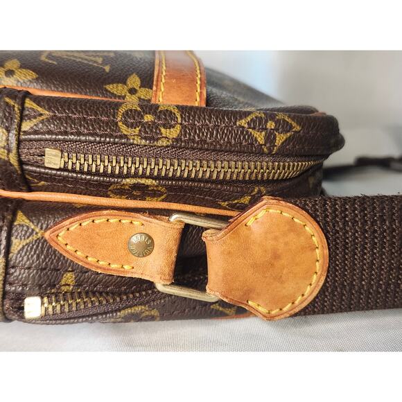 SOLD Louis Vuitton LV Monogram the Reporter PM Crossbody Bag Canvas Vachetta - Picture 7 of 15